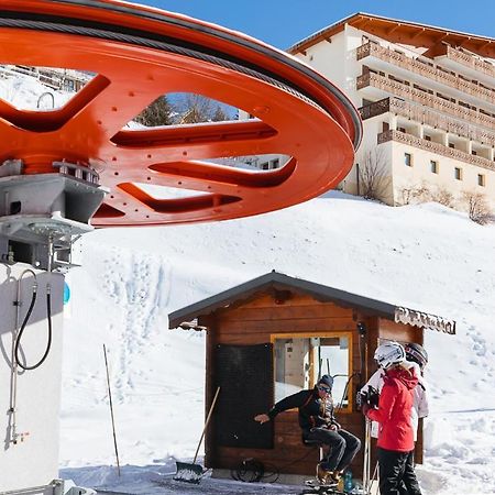 ألب دويز Langley Hotel Le Petit Prince المظهر الخارجي الصورة